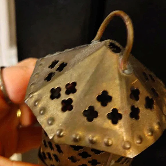 Antique/ Old Vintage Hammered Bronze Tealight Lantern Candle Holder - Picture 5 of 11